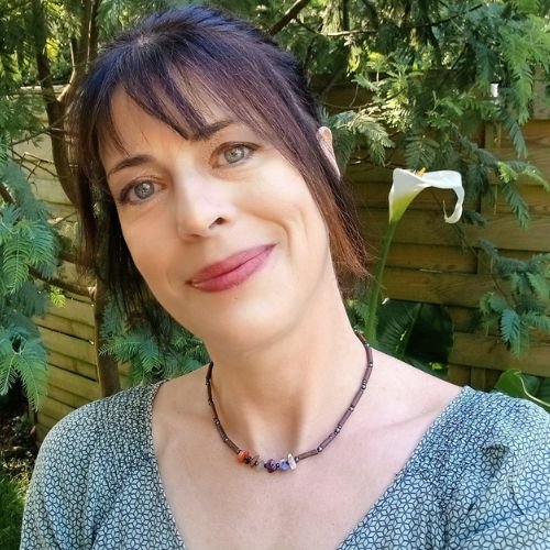 Alice, professeure de français langue étrangère en ligne